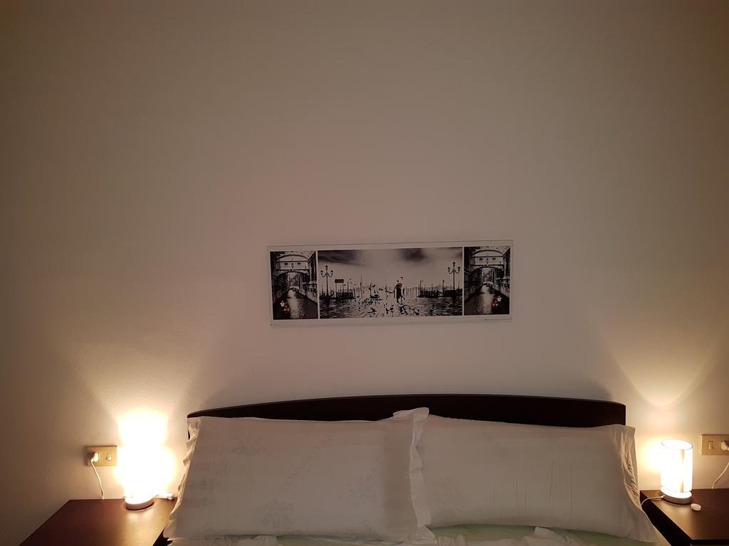 Appartamento Basic Zona Lago Леко Екстериор снимка